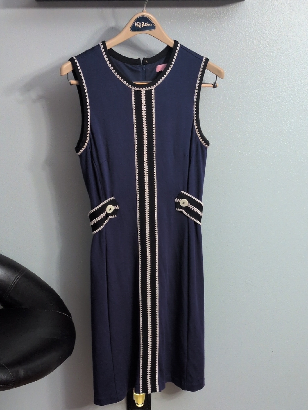 Lilly Pulitzer Sleeveless Navy Midi Dress with Cream Trim and Black Accents